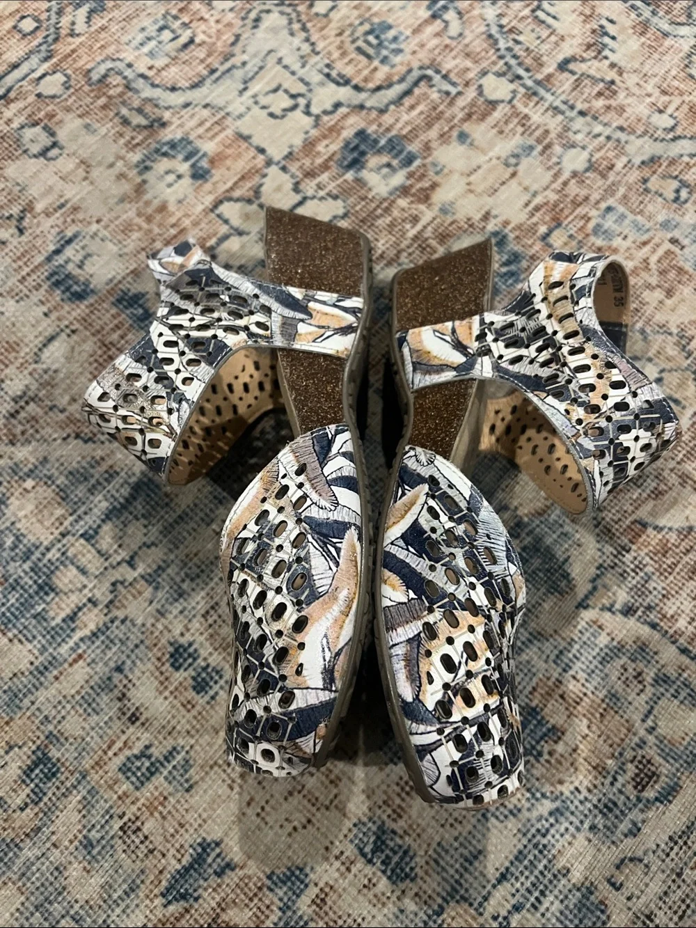 L ‘Artiste Snake-Print wedge Mary Jane lightweight comfort shoes size 35/5.5